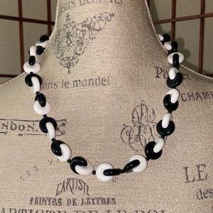 NWOT Necklace